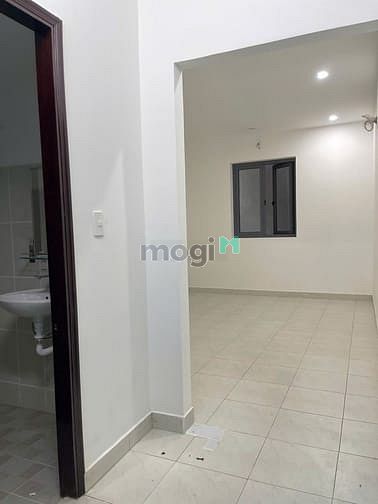 Hình ảnh CHDV KTX Bạch Đằng, Đối diện CV gia Định_7Phòng,8wc, 1MB.
