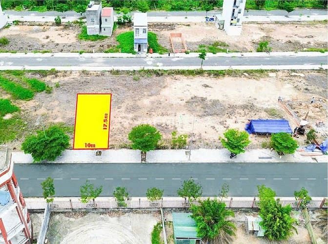 Hình ảnh Bán 1 lô đất diện tích 5x21 SHR đường 14m Tỉnh Lộ 10