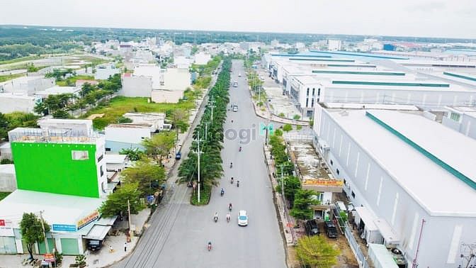 Hình ảnh Bán 1 lô đất diện tích 5x21 SHR đường 14m Tỉnh Lộ 10