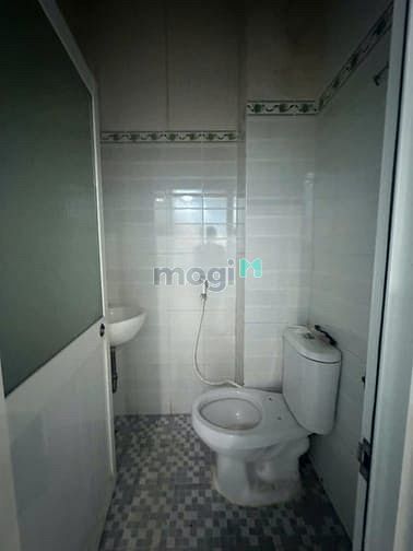 Hình ảnh Cho Thuê Nhà 2 MT Đường Phan Văn Trị, Phường 14, Quận Bình Thạnh