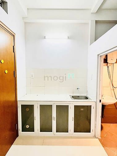 Hình ảnh STUDIO ( máy giặt riêng ) gần cầu Phú Mỹ , KCX Tân Thuận