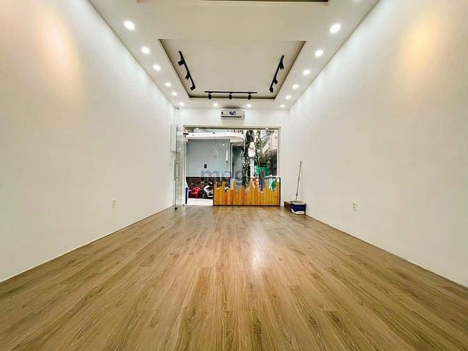 Hình ảnh Cho thuê nhà khu Cư Xá Đô Thành, Phường 4, Quận 3.