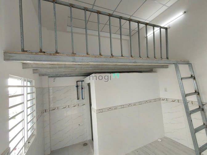 Hình ảnh Phòng cho thuê gần Phan Văn Hớn, giá từ 2tr2