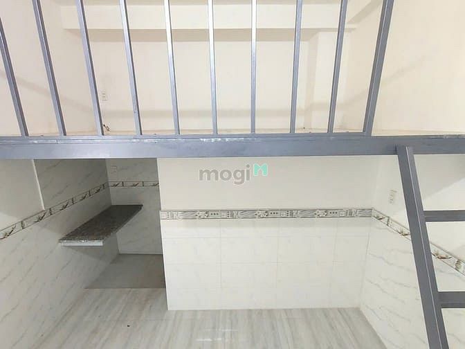 Hình ảnh Phòng cho thuê gần Phan Văn Hớn, giá từ 2tr2