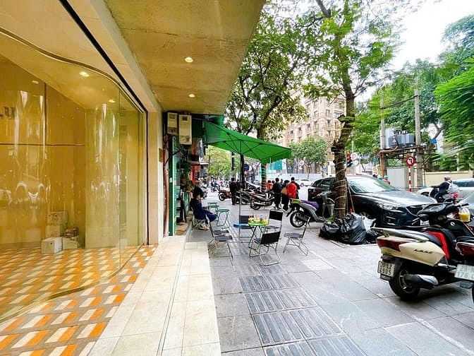 Hình ảnh Cho thuê nhà 2 mặt thoáng phố Hàm Long - Hoàn Kiếm