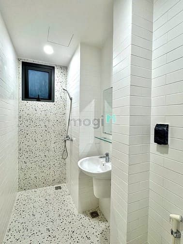 Hình ảnh Mb6623 nạp rút nhanh chóng Cách mạng Tháng 8, Quận 3-Full Nội Thất - Ban Công-Vòng xoay