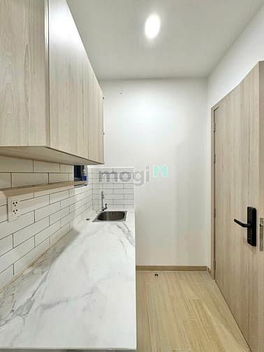 Hình ảnh Mb6623 nạp rút nhanh chóng Cách mạng Tháng 8, Quận 3-Full Nội Thất - Ban Công-Vòng xoay