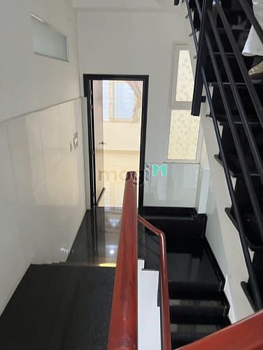 Hình ảnh Cho Thuê Nhà Hẻm Ô Tô 456/5B Đường Cao Thắng - Quận 10