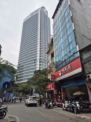 Hình ảnh Cho thuê biệt thự mặt phố Châu Long - Ba Đình