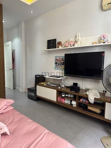 Hình ảnh MTKD Lạc Long Quân, Tân Bình 76m2(4x19m) 6 PN 6 tầng Thang máy, NTCC