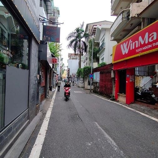 Hình ảnh Bán nhà mặt phố Linh Lang, 100m 7 tầng, thang máy, kinh doanh ngay