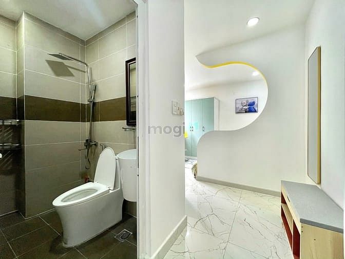 Hình ảnh Cho Thuê Căn Hộ Giá Rẻ Ngay Phố Ẩm Thực Phan Xích Long