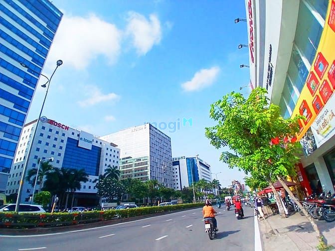 Hình ảnh Mặt Tiền đường Cộng Hòa (7m x 32m, nở hậu 7.5m) – vị trí vàng