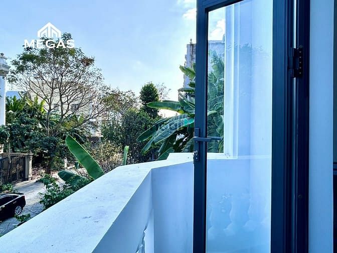 Hình ảnh Cho thuê Căn Hộ Ban công - Nội thất cao cấp - Mới xây tại Cát Lái