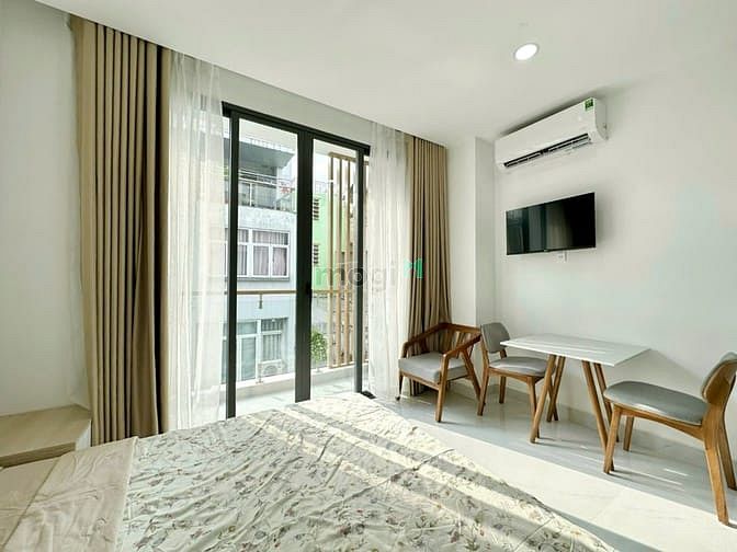 Hình ảnh Siêu Phẩm Studio Ban Công Full NT Có Thang Máy Ngay Hòa Hảo Quận 10