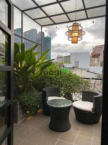 Hình ảnh Cho thuê nhà - mặt tiền NTMK, Phường 5, Quận 3