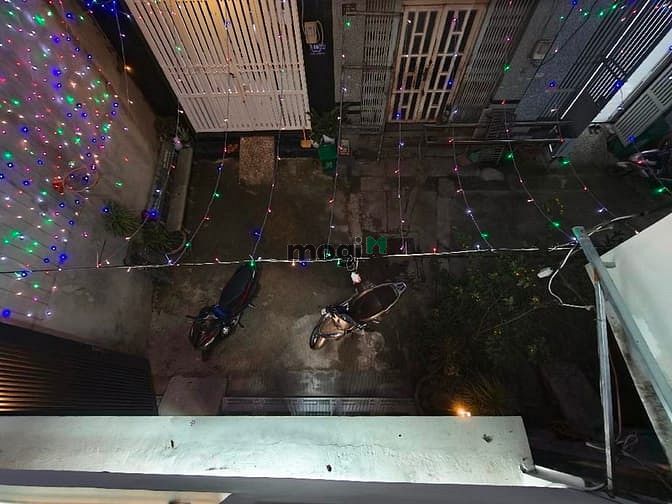 Hình ảnh Bán nhà Sát Bên Siêu Thị Aeon Tân Phú- 50m2- HXH 7m- nhỉnh 4Tỷ.
