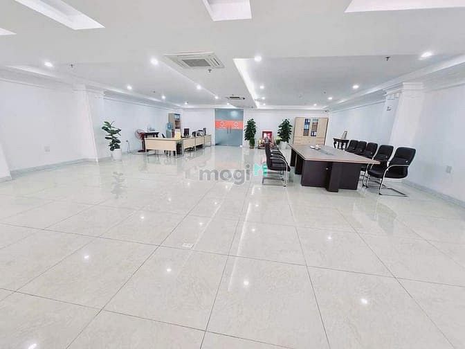 Hình ảnh Bán MP Nguyễn Văn Cừ- Vỉa hè rộng - Kinh doanh - 185m - MT 7.5m- 78 tỷ