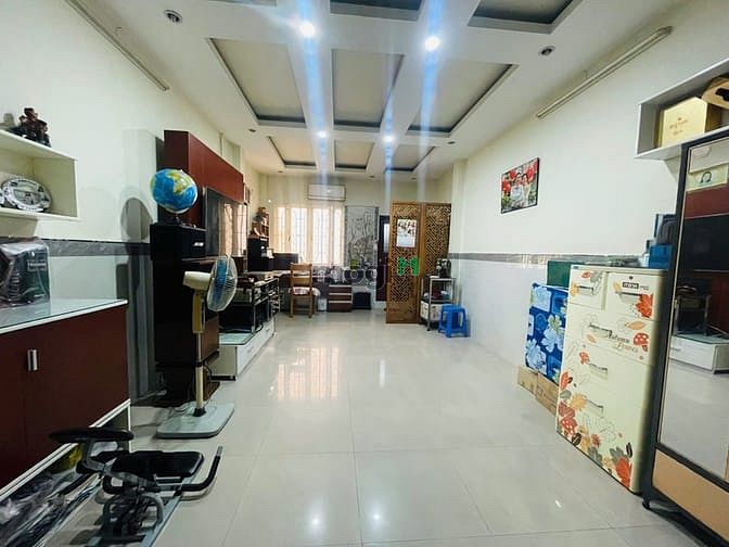Hình ảnh Bán nhà mặt tiền khu tên lửa 4 tầng 100m2 có thang máy chỉ nhỉnh 11 tỷ