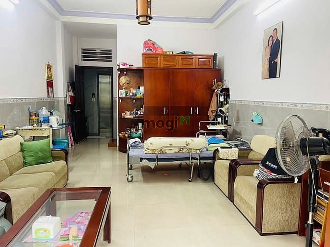 Hình ảnh Bán nhà mặt tiền khu tên lửa 4 tầng 100m2 có thang máy chỉ nhỉnh 11 tỷ