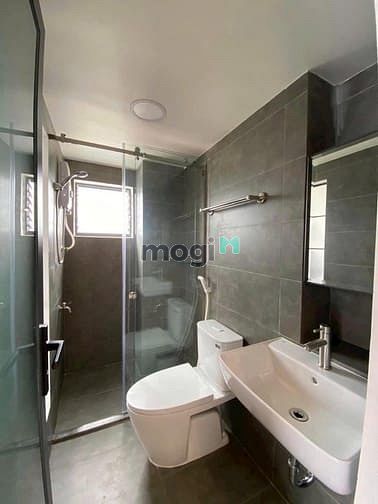 Hình ảnh Duplex ban công mới xây siêu đẹp - full nội thất - thang máy