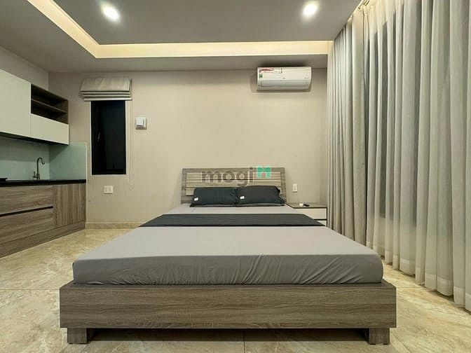 Hình ảnh CHDV đường Nguyễn Tri Phương gần tượng đài