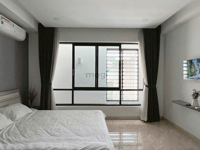 Hình ảnh CHDV đường Nguyễn Tri Phương gần tượng đài