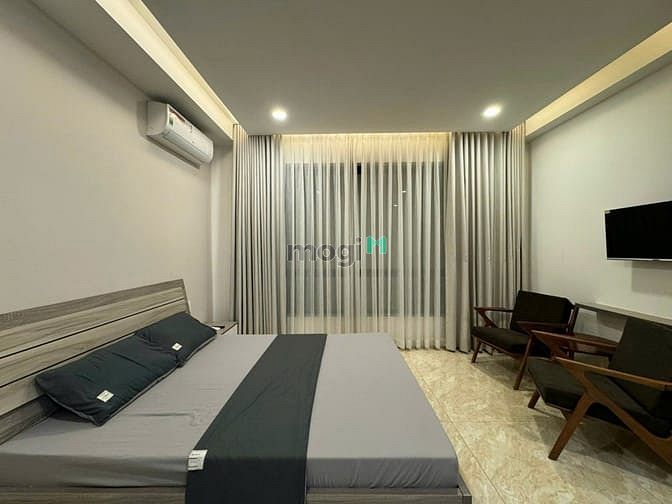 Hình ảnh CHDV đường Nguyễn Tri Phương gần tượng đài
