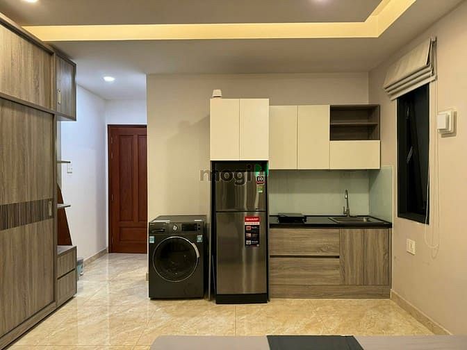 Hình ảnh CHDV đường Nguyễn Tri Phương gần tượng đài