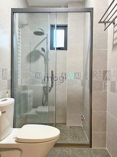 Hình ảnh CHDV đường Nguyễn Tri Phương gần tượng đài