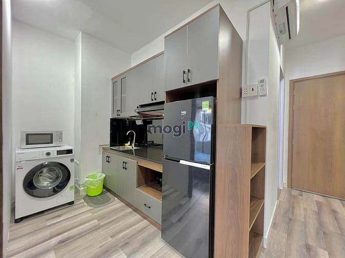 Hình ảnh Cho thuê 2pn cửa sổ balcon - nồi thất mới 100% khu phạm viết chánh