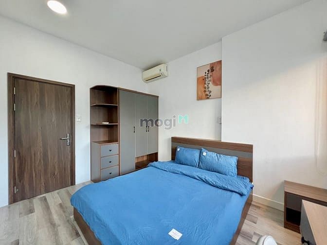 Hình ảnh Cho thuê 2pn cửa sổ balcon - nồi thất mới 100% khu phạm viết chánh