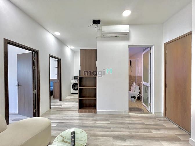 Hình ảnh Cho thuê 2pn cửa sổ balcon - nồi thất mới 100% khu phạm viết chánh