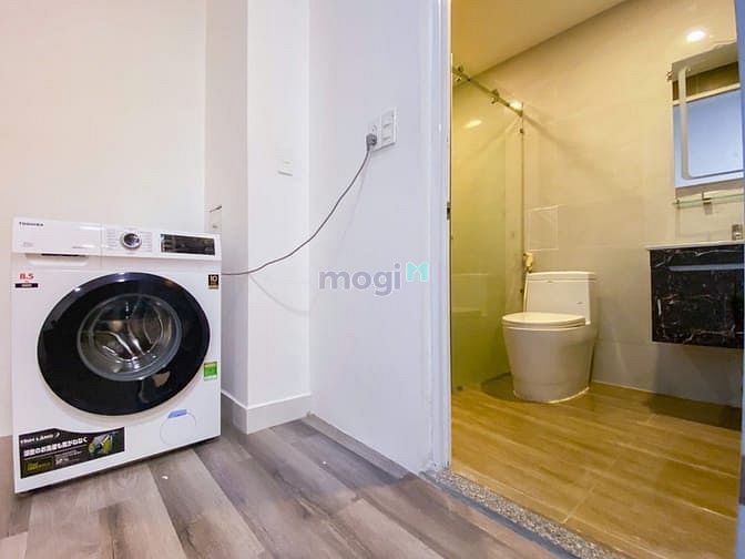 Hình ảnh Cho thuê pn cửa sổ bancol - nội thất mới 100% ngay cầu Thị Nghè sát Q1