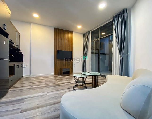 Hình ảnh Cho thuê pn cửa sổ bancol - nội thất mới 100% ngay cầu Thị Nghè sát Q1