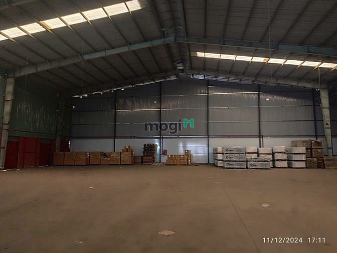 Hình ảnh Cho thuê kho chứa hàng 1460m2 và 2100m2 tại đường Hồ Văn Long,Bình Tân