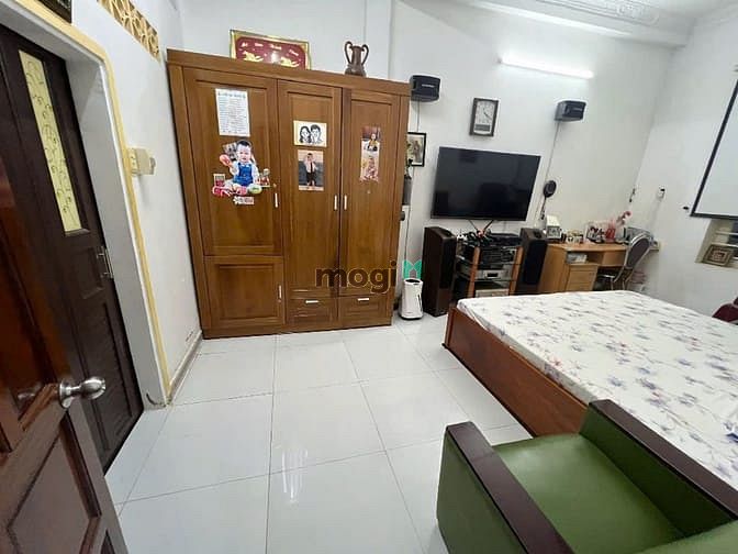 Hình ảnh Cho Thuê Nhà Mặt Tiền Thảo Điền - 360M² - Đa Dụng - Đậu 3 ô tô