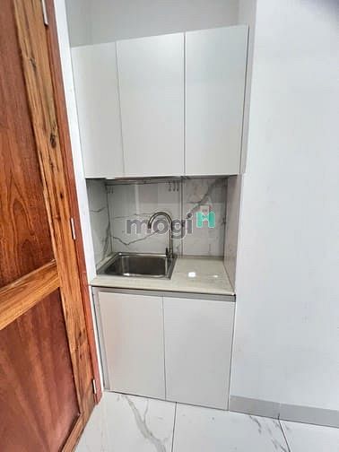 Hình ảnh CHDV Võ Thành Tràng, Full NT- Thang Máy, Giờ tự do - Giá 5.6Tr / Tháng