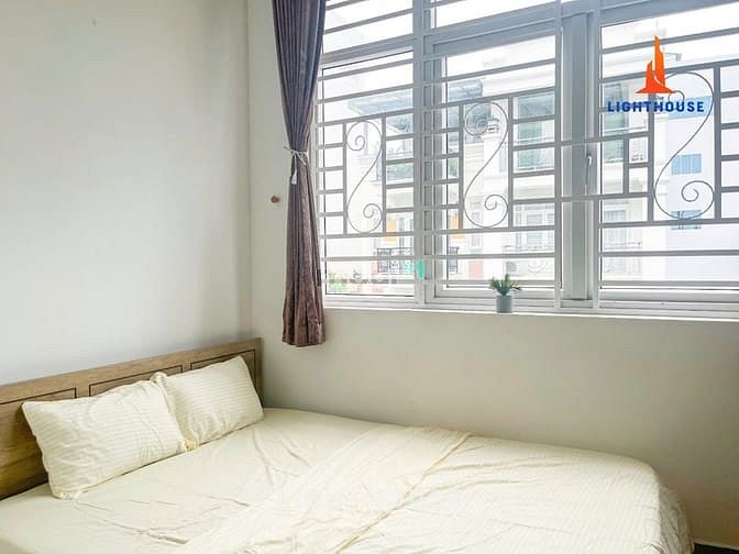 Hình ảnh CHDV ngay khu k300 cửa sổ to đón gió có thang máy