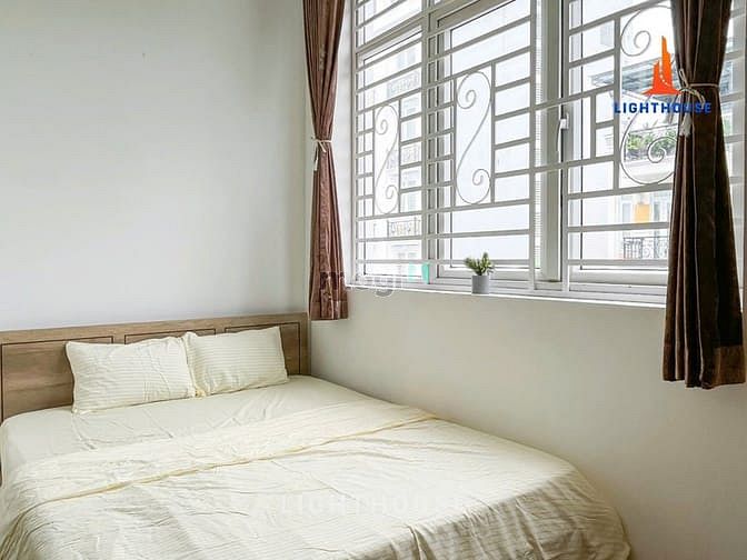 Hình ảnh CHDV ngay khu k300 cửa sổ to đón gió có thang máy
