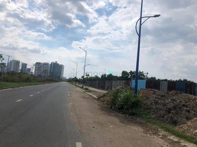 Hình ảnh Cho thuê hơn 4.000m2 đất MT p. Thảo Điền.Q2. Full thổ .Hợp đồng 10 năm