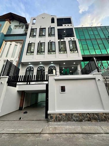 Hình ảnh Cho thuê nhà làm văn phòng - nhà mới trung tâm Q1