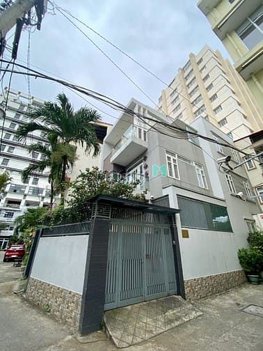 Hình ảnh BIỆT THỰ 4 Tầng Ngang 7M PHAN ĐĂNG LƯU phú nhuận