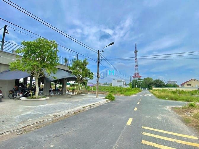 Hình ảnh Bán 210m2 đất Đường Nhựa, thị trấn củ Chi. Giá 6,5 tỷ