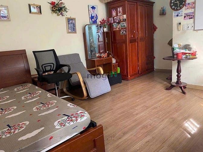 Hình ảnh Góc 2MT HXH  Bùi Đình Tuý  Bình Thạnh . Đối diện Highlands