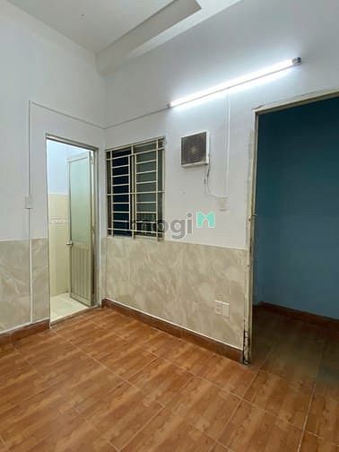 Hình ảnh Phòng trọ gần An Sương, giá 1tr8