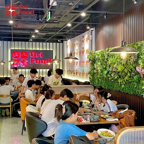 Hình ảnh 240tr! Cho thuê MT đối diện Vạn Hạnh Mall Q10 - 8*17m - 4 Tầng