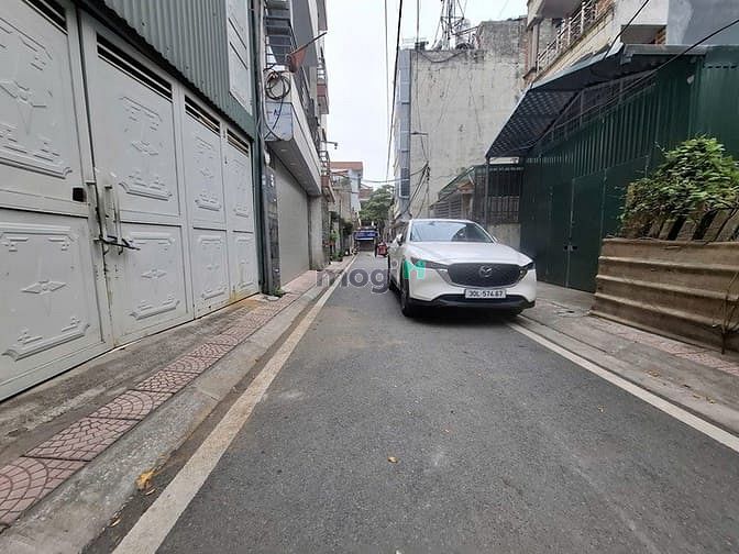 Hình ảnh Bán nhà 2t ngõ 135 đức giang, siêu rẻ !!! 100m oto tránh, vỉa hè chỉ