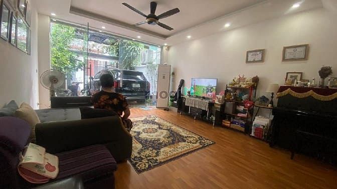 Hình ảnh Bán nhà 2t ngõ 135 đức giang, siêu rẻ !!! 100m oto tránh, vỉa hè chỉ