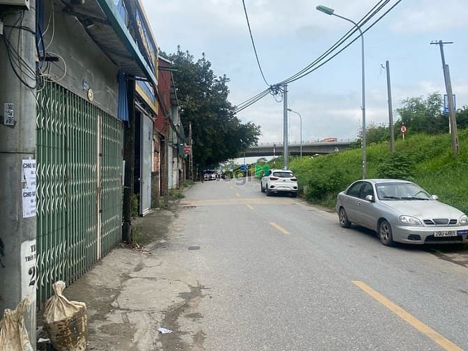 Hình ảnh Rẻ nhất long biên !!! bán đất mặt đường bát khối oto tránh, kinh
